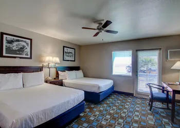 The Nautical Beachfront Resort hotel thumbnail 5