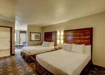 The Nautical Beachfront Resort hotel thumbnail 7