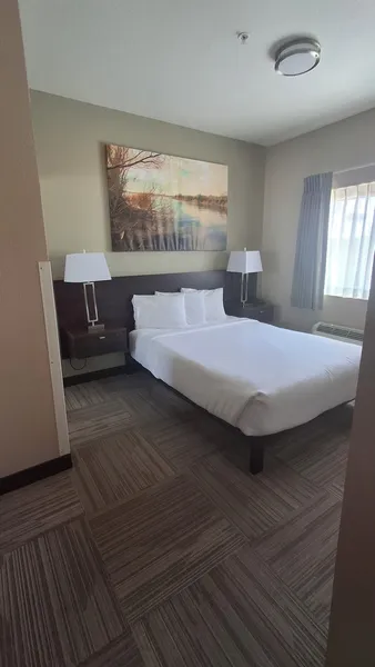 Island Suites hotel detail image 6