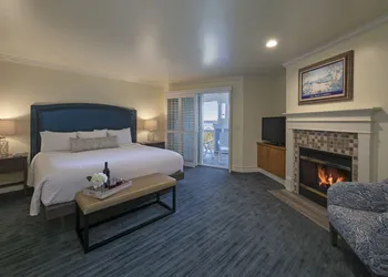 Avila Lighthouse Suites hotel thumbnail 8