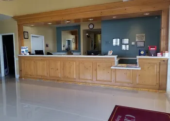 Clarion Inn Near China Lake Naval Station hotel thumbnail 7