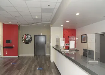 Ramada by Wyndham San Diego National City hotel thumbnail 2