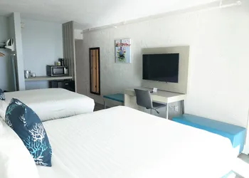 Inn on Destin Harbor, an Ascend Collection Hotel hotel thumbnail 5