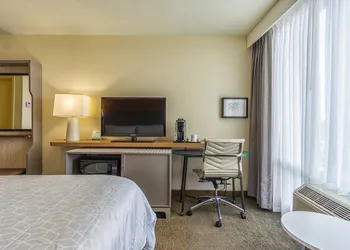 Holiday Inn Miami - International Airport by IHG hotel thumbnail 4