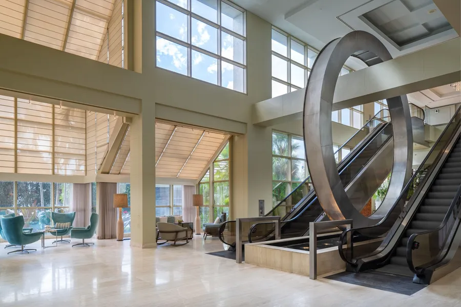 Naples Grande Beach Resort hotel detail image 2
