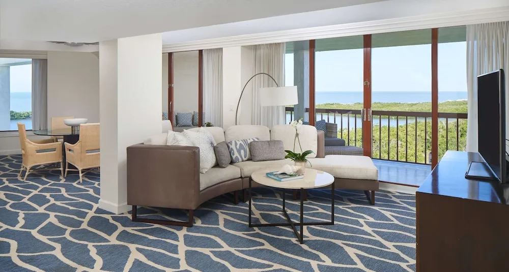 Naples Grande Beach Resort hotel detail image 6