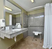 Quality Inn & Suites Tampa near Fairgrounds and Casino hotel detail image 5