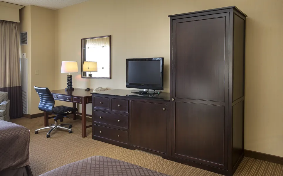 DoubleTree by Hilton Chicago O'Hare Airport - Rosemont hotel detail image 6
