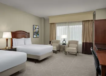 DoubleTree by Hilton Chicago O'Hare Airport - Rosemont hotel thumbnail 7