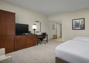DoubleTree by Hilton Chicago O'Hare Airport - Rosemont hotel thumbnail 8