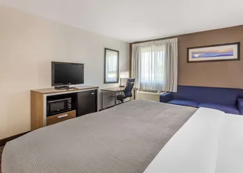 Quality Inn Asheboro South hotel thumbnail 6