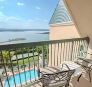 Chateau On The Lake Resort Spa and Convention Center hotel detail image 7