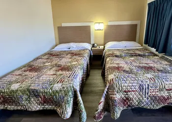 Royal Inn Charlotte Airport Hotel hotel thumbnail 7