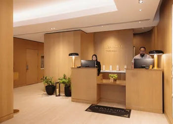 Aura Hotel Times Square hotel thumbnail 2