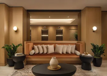 Aura Hotel Times Square hotel thumbnail 8