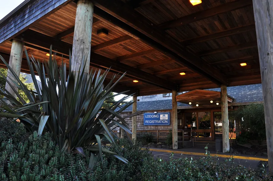 Embarcadero Resort Hotel & Marina hotel detail image 2
