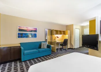 MainStay Suites Houston NASA/Clear Lake hotel thumbnail 6