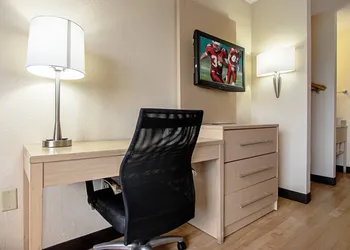 Red Roof Inn PLUS+ West Palm Beach hotel thumbnail 5