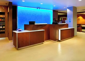 Fairfield Inn & Suites by Marriott Parsippany hotel thumbnail 3