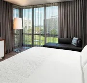 Le Méridien Chicago - Oakbrook Center hotel detail image 4