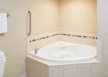 Courtyard by Marriott Charleston Mount Pleasant hotel thumbnail 8