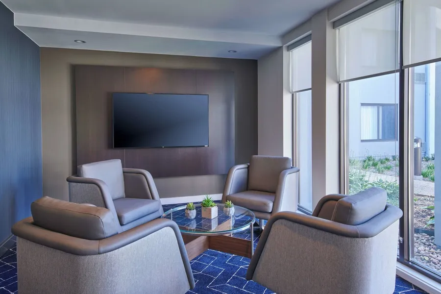 Courtyard by Marriott Chicago Highland Park/Northbrook hotel detail image 2