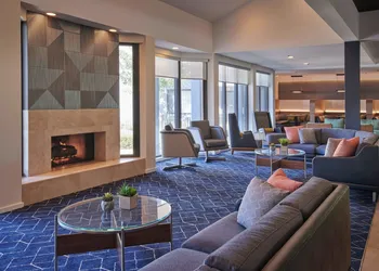 Courtyard by Marriott Chicago Highland Park/Northbrook hotel thumbnail 4