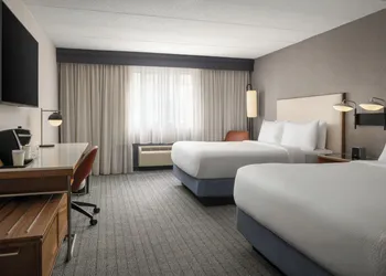 Courtyard by Marriott Hartford Cromwell hotel thumbnail 6