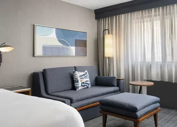 Courtyard by Marriott Hartford Cromwell hotel thumbnail 8