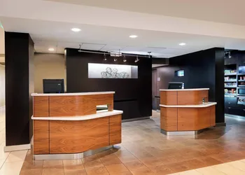 Courtyard by Marriott Savannah Midtown hotel thumbnail 2