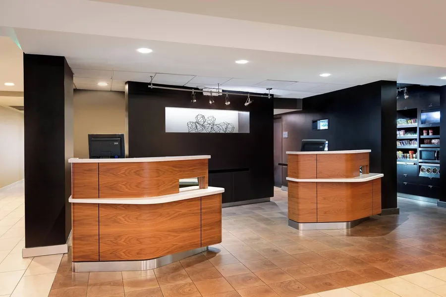Courtyard by Marriott Savannah Midtown hotel detail image 2