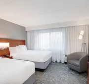 Courtyard by Marriott Savannah Midtown hotel detail image 7