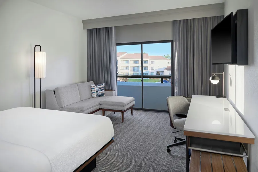 Courtyard by Marriott Huntsville University Drive hotel detail image 6