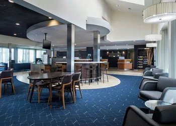 Courtyard by Marriott Phoenix Airport hotel thumbnail 3
