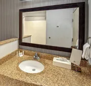 Courtyard by Marriott Troy hotel detail image 5