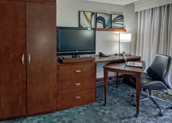 Courtyard by Marriott Troy hotel thumbnail 6