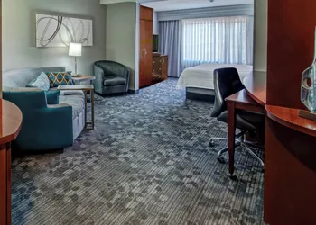 Courtyard by Marriott Troy hotel thumbnail 8