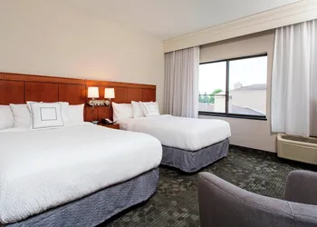 Courtyard by Marriott Rochester Brighton hotel thumbnail 8