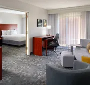 Courtyard by Marriott Macon hotel detail image 3