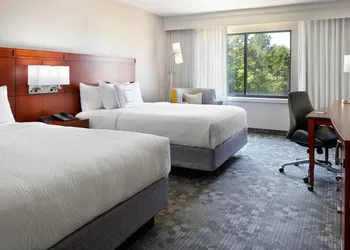 Courtyard by Marriott Macon hotel thumbnail 4