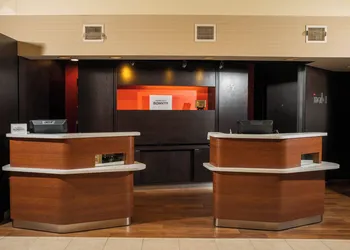 Courtyard by Marriott Erie hotel thumbnail 4