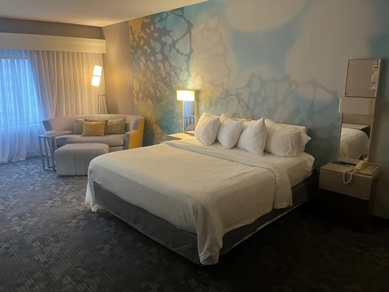 Courtyard by Marriott Erie hotel detail image 6