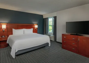 Courtyard by Marriott Hadley Amherst hotel thumbnail 4
