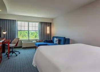 Courtyard by Marriott Hadley Amherst hotel thumbnail 6