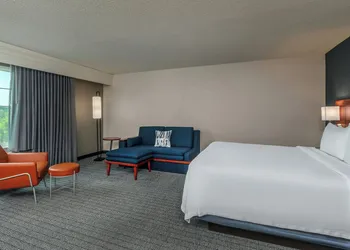 Courtyard by Marriott Hadley Amherst hotel thumbnail 8