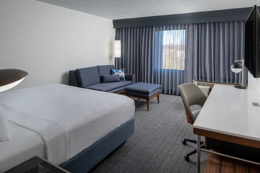 Courtyard by Marriott Decatur hotel detail image 6
