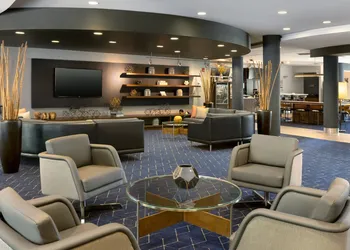 Courtyard by Marriott Edison Woodbridge hotel thumbnail 4