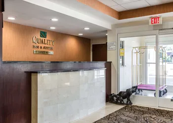 Quality Inn & Suites Danbury near University hotel thumbnail 4