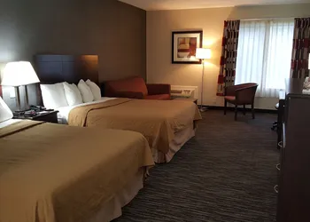 Quality Inn & Suites Danbury near University hotel thumbnail 8