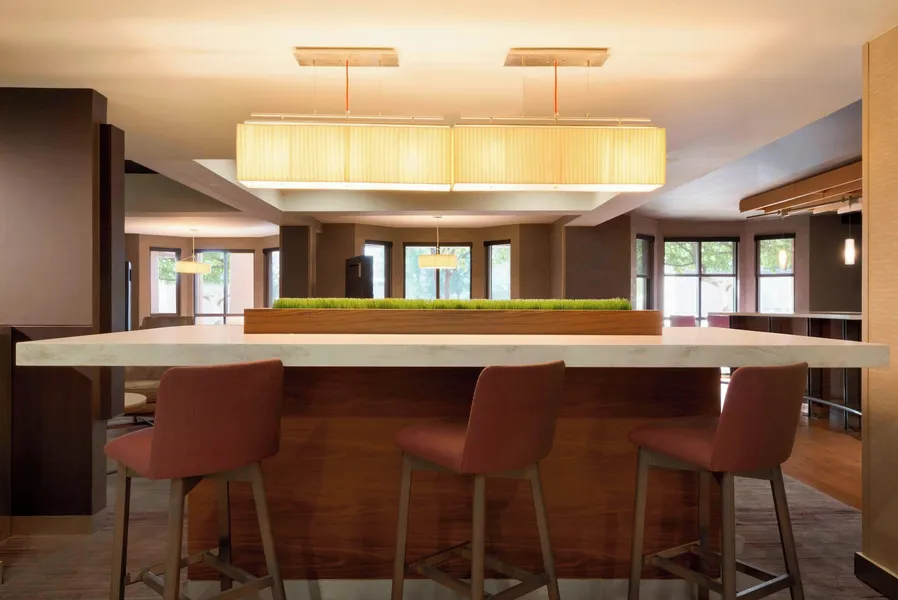 Courtyard by Marriott Akron Fairlawn hotel detail image 2